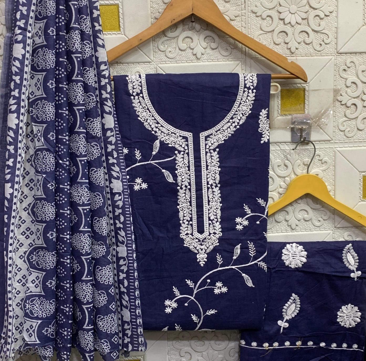 Bandhani Dupatta